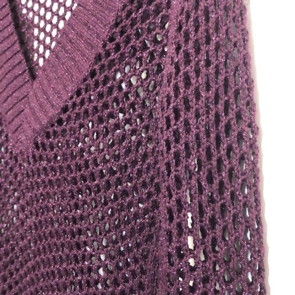 Express Women’s V-Neck Pullover Mesh Knit Sweater Size Medium - Picture 5 of 6